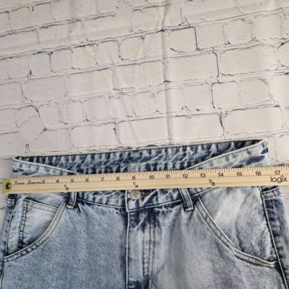 Shein Womens Size Medium Jeans Acid Wash Distressed Frayed Hem Zip Frayed Hem - Picture 8 of 10